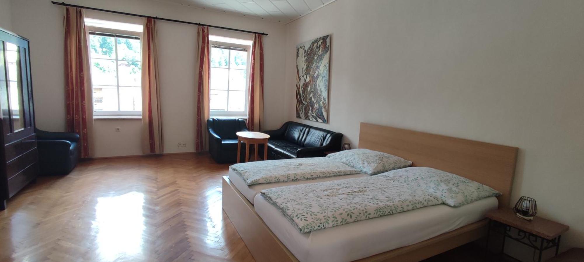 Gaestezimmer & Apartment Mayrhofer Waidhofen an der Ybbs Ngoại thất bức ảnh