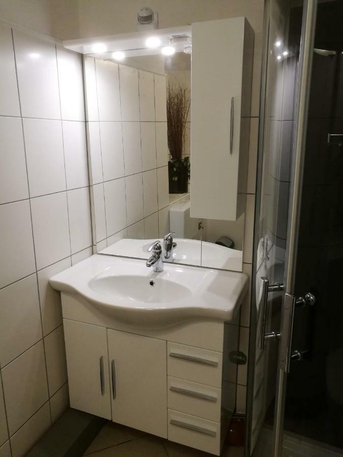 Gaestezimmer & Apartment Mayrhofer Waidhofen an der Ybbs Ngoại thất bức ảnh